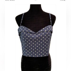 NWT re: named blue & cream polka dot crop top. (JJ106)